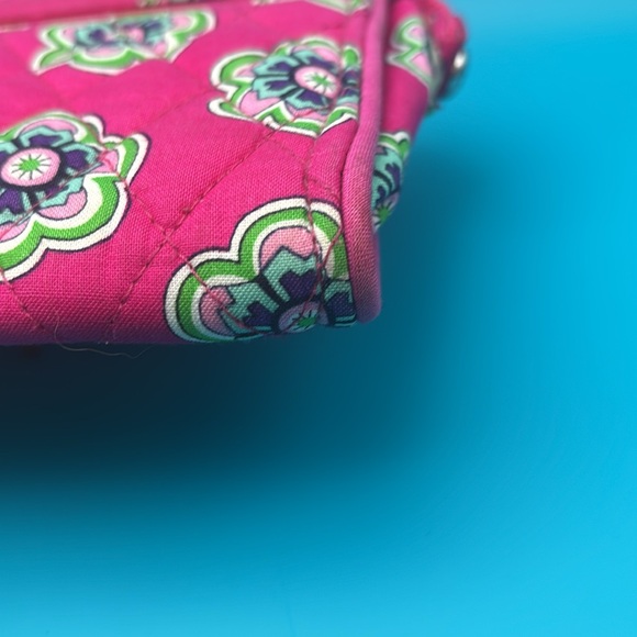 Vera Bradley Top Zip Retired Pink Swirls Pattern Wristlet, good used condition - Picture 7 of 11